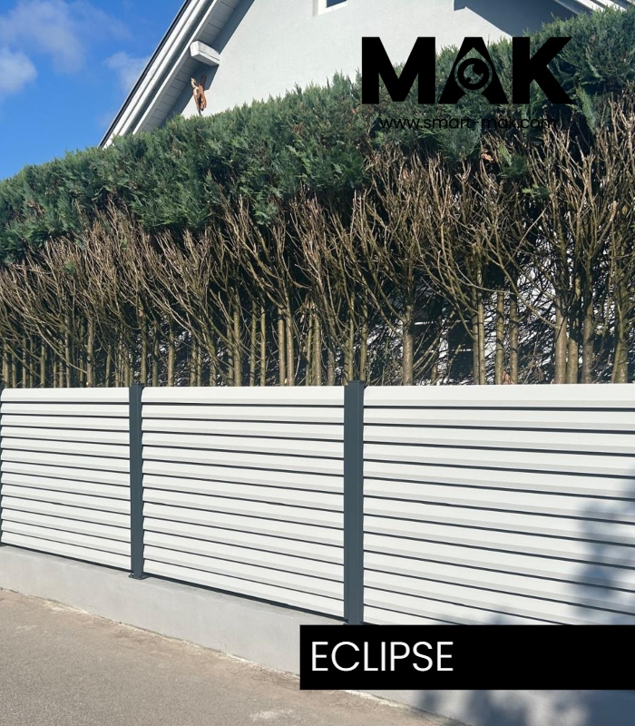 Aluminium Sichtschutzzaun Modell Eclipse in Weissaluminium